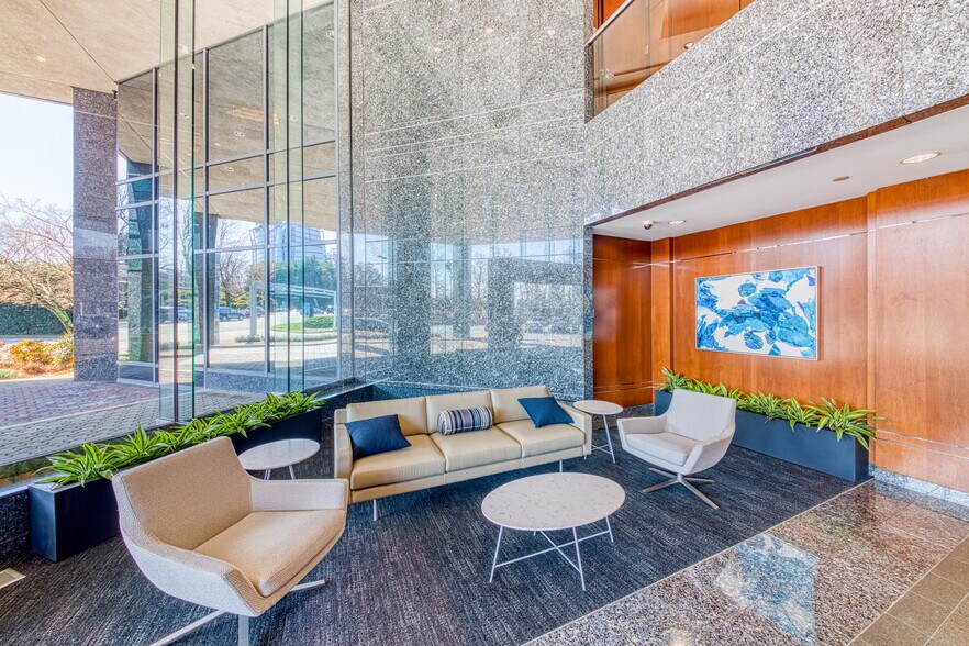 More Photos Of 780 Johnson Ferry Rd NE, Atlanta Office For Lease