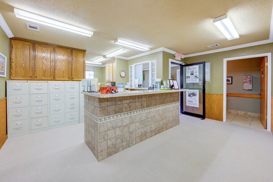 More Photos Of 1321 S John Redditt Dr, Lufkin General Retail For Sale