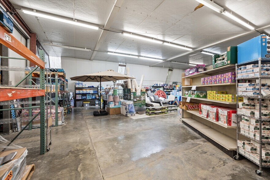 More Photos Of 5307 Main St, Stephens City General Retail For Sale