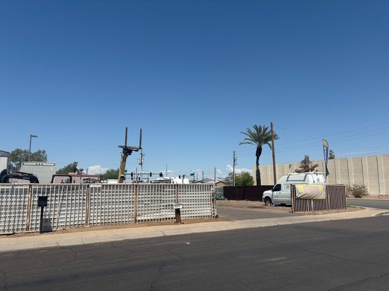 More Photos Of 4420 S 16th St, Phoenix Industrial For Sale
