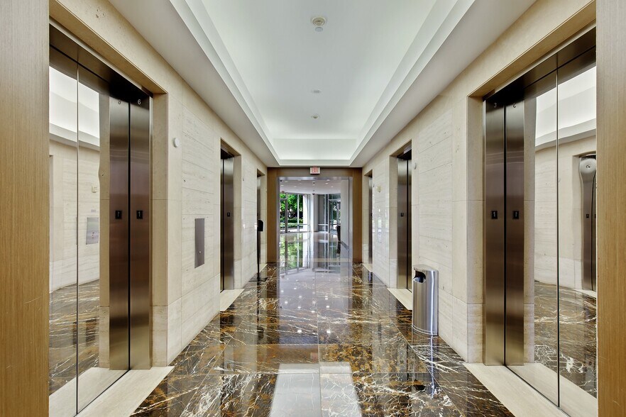More Photos Of 3010 Briarpark Dr, Houston Office For Lease