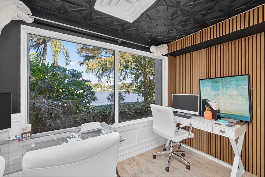 More Photos Of 685 Royal Palm Beach Blvd, Royal Palm Beach Medical For Sale