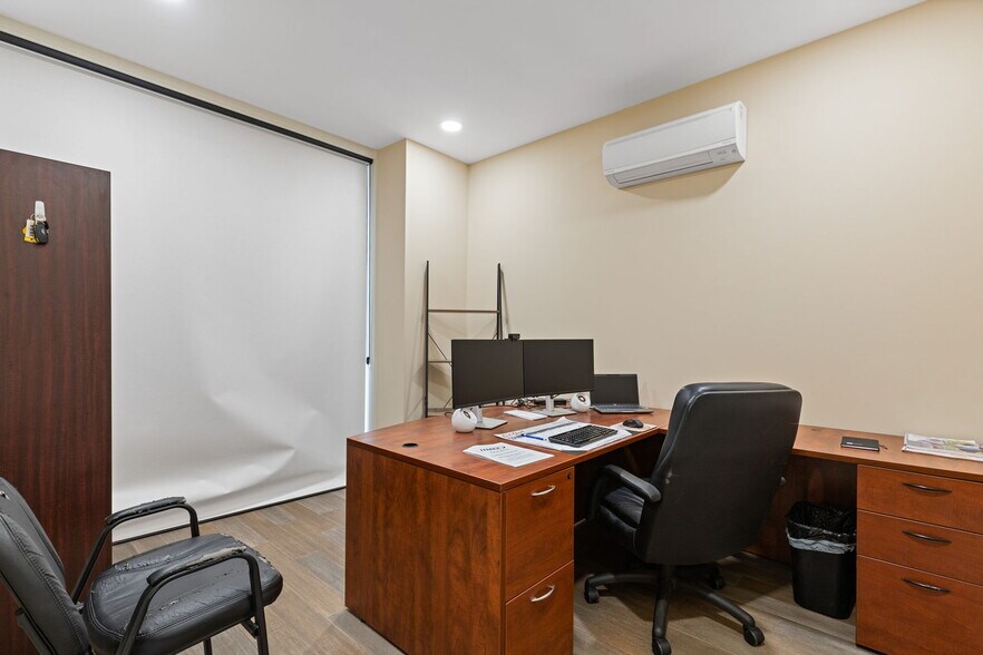 More Photos Of 5322 Palmero Ct, Buford Light Distribution For Sale