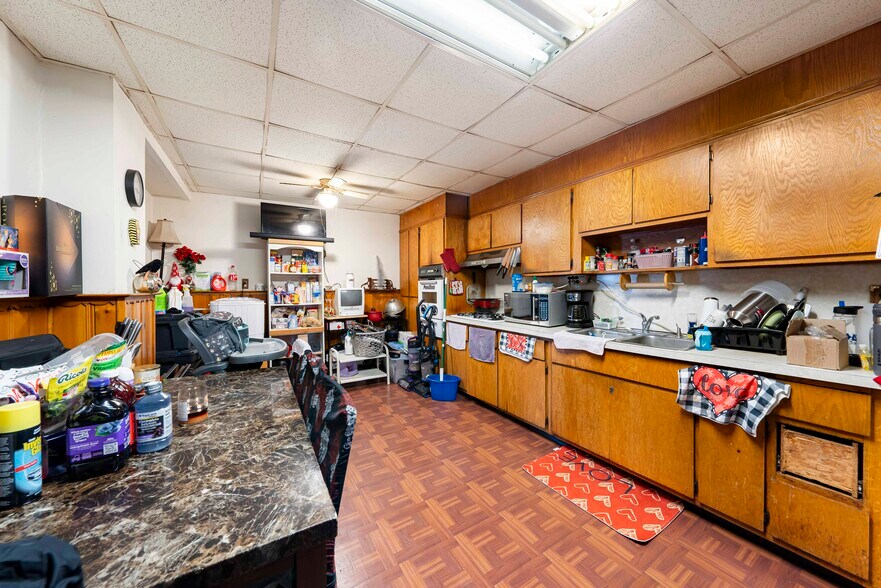 More Photos Of 46 Marion St, Port Reading Restaurant For Sale