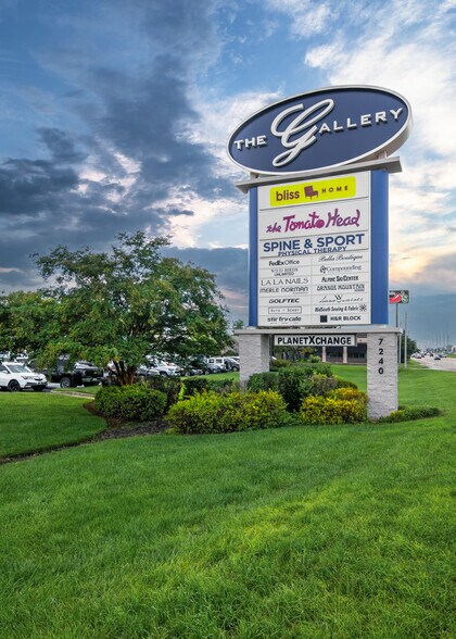 More Photos Of 7240 Kingston Pike, Knoxville Unknown For Lease