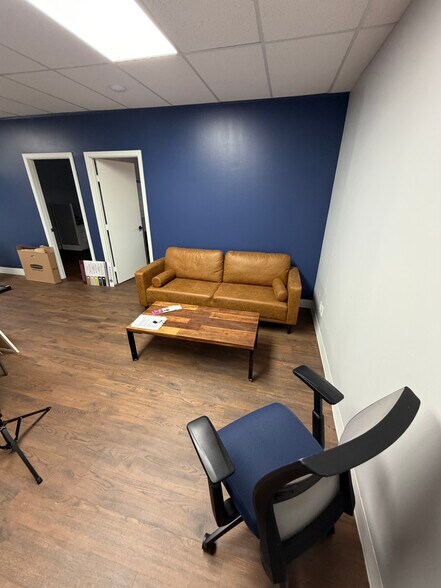 More Photos Of 13610 Midway Rd, Farmers Branch Medical For Lease