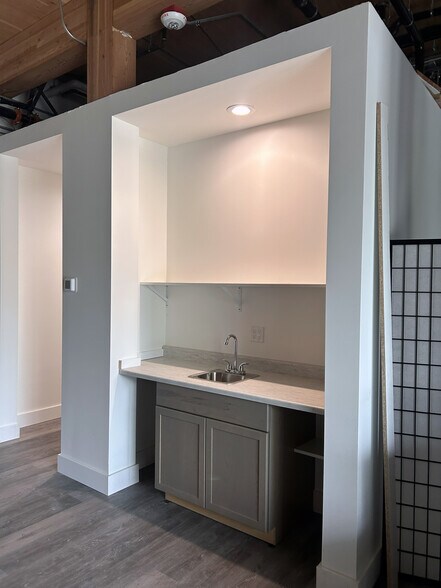 More Photos Of 7373 N Philadelphia Ave, Portland Apartments For Lease