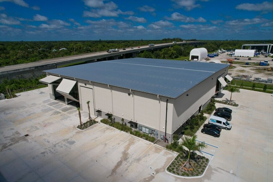 Primary Photo Of 1340 Commerce way, Stuart Warehouse For Lease
