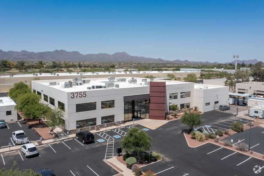 More Photos Of 3755 N Business Center Dr, Tucson Manufacturing For Lease