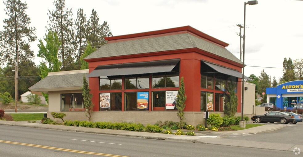 More Photos Of 3020 E 29th Ave, Spokane Restaurant For Lease