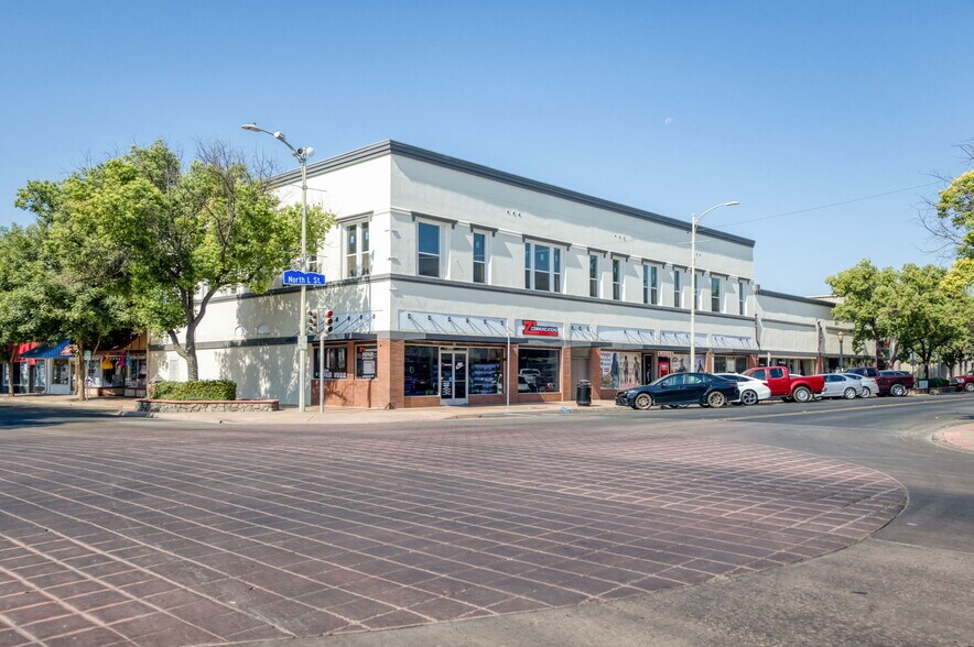 Primary Photo Of 101 N L St, Dinuba Storefront For Sale