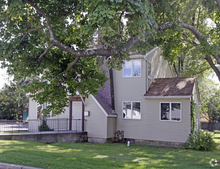 More Photos Of 7 Stokum Ln, New City Office For Sale