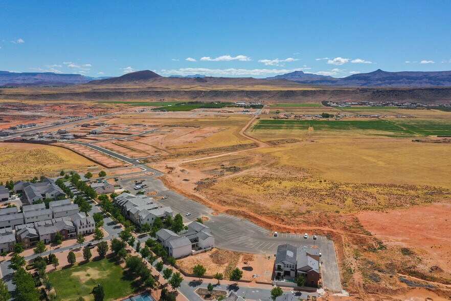 More Photos Of 4346 W Canterbury Rd, Hurricane Apartments For Sale