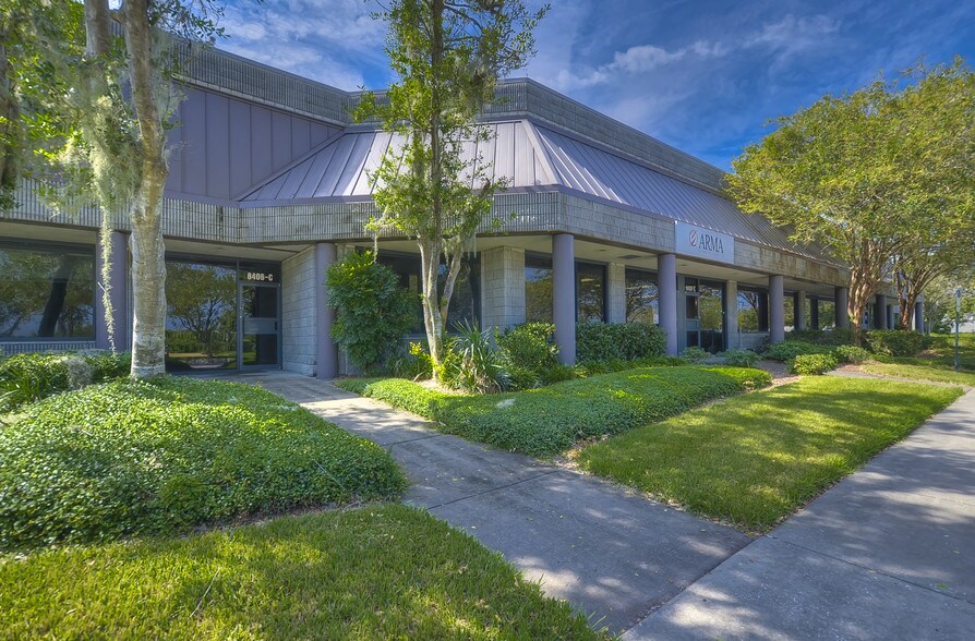 More Photos Of 8507 Benjamin Rd, Tampa Unknown For Lease