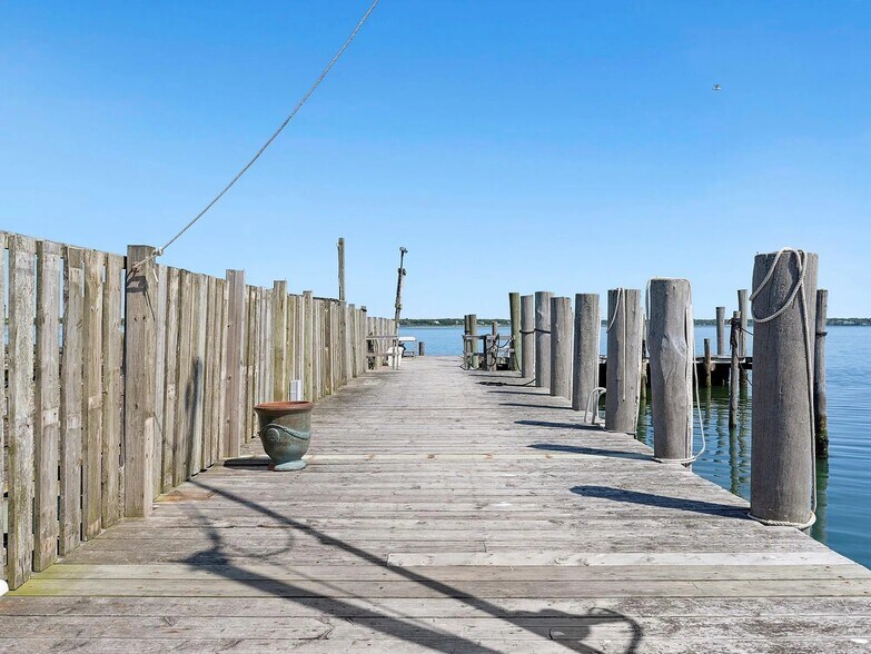 More Photos Of 369 Dune Rd, Hampton Bays Marina For Sale