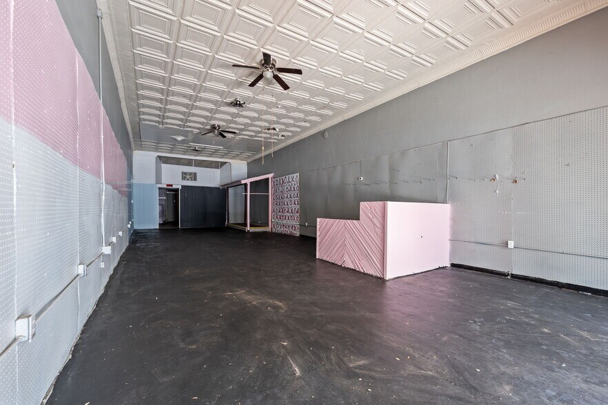 More Photos Of 101-105 S Scales St, Reidsville Storefront Retail Office For Sale