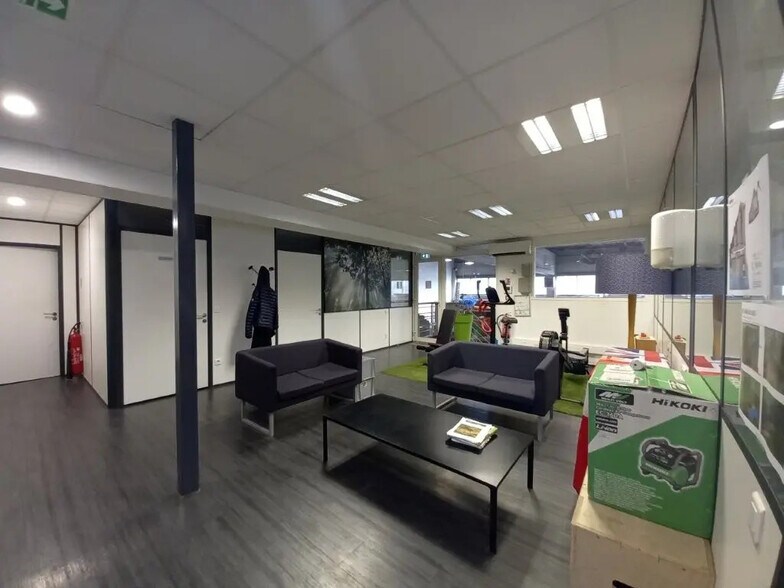 More Photos Of 20 Avenue Ariane, Mérignac Flex For Lease