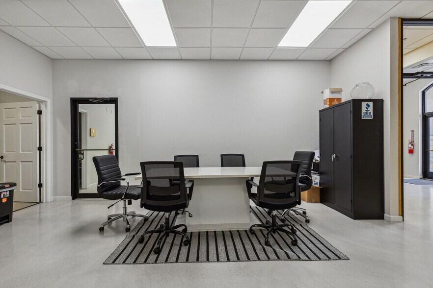 More Photos Of 8501 Wade Blvd, Frisco Medical For Lease