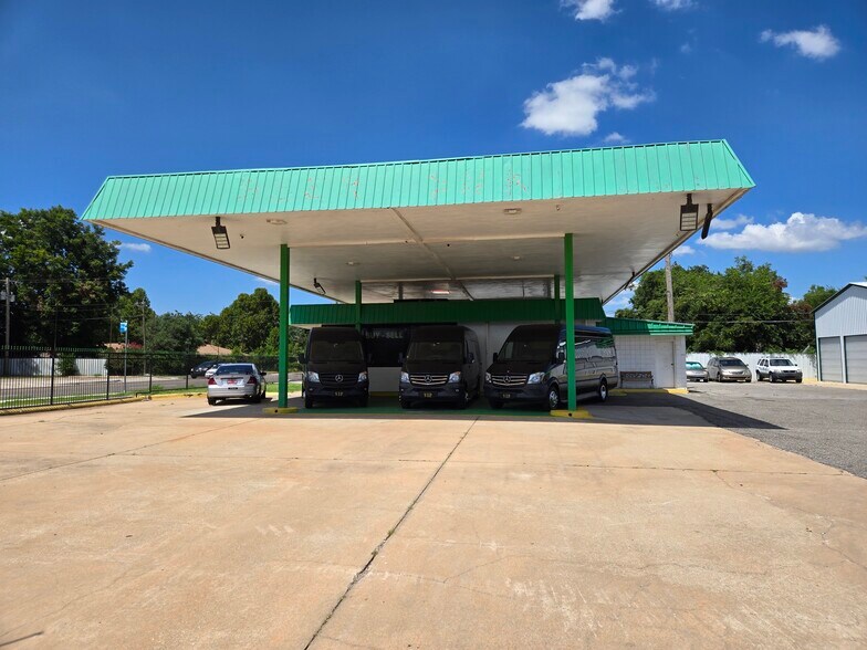 More Photos Of 1800 N Portland Ave, Oklahoma City Convenience Store For Sale