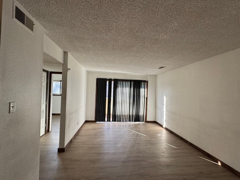 More Photos Of , Topeka Unknown For Sale