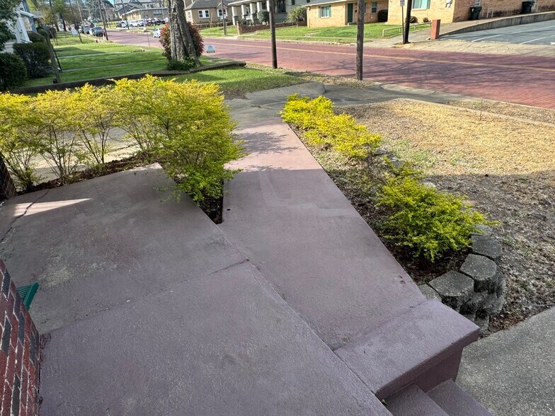 More Photos Of 436 S Fannin Ave, Tyler Office Residential For Sale