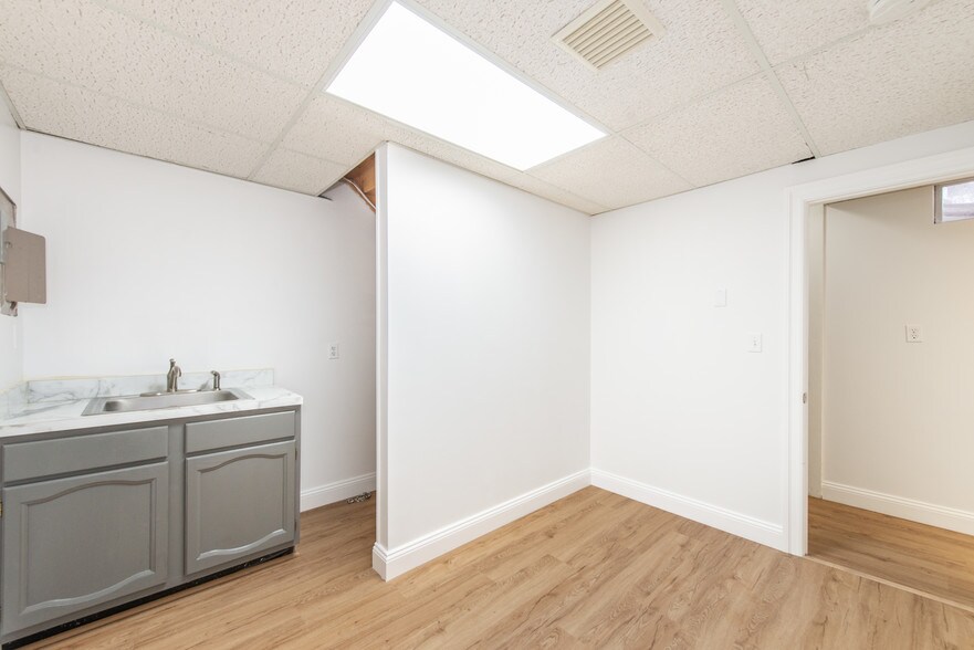 More Photos Of 334 W Main St, Boonton Office For Lease