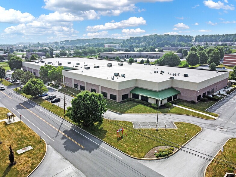 More Photos Of 5065-5073 Ritter Rd, Mechanicsburg Warehouse For Lease