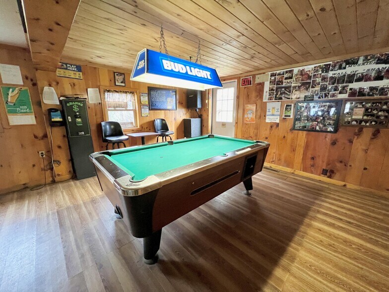 More Photos Of 583 S 1st St, Fulton Restaurant For Sale