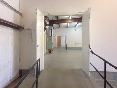 More Photos Of 1418 Harbin Cir, Valdosta Warehouse For Lease