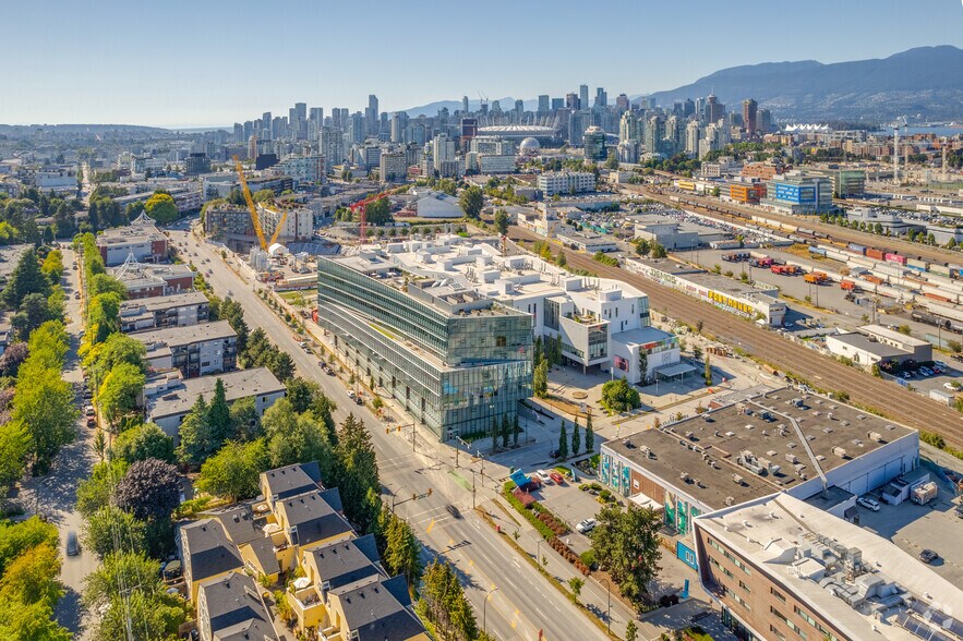More Photos Of 565 Great Northern Way, Vancouver Office For Lease