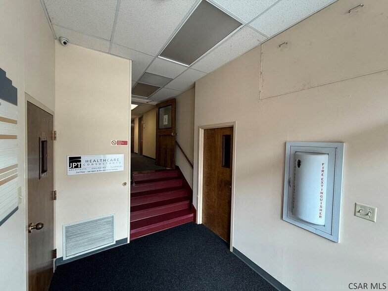 More Photos Of 244 Walnut St, Johnstown Medical For Lease