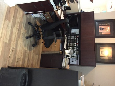 More Photos Of 109 Main St, Edmonds General Retail For Sale