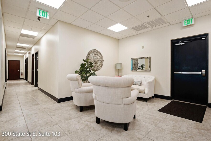 More Photos Of 300 State St E, Oldsmar Office For Lease