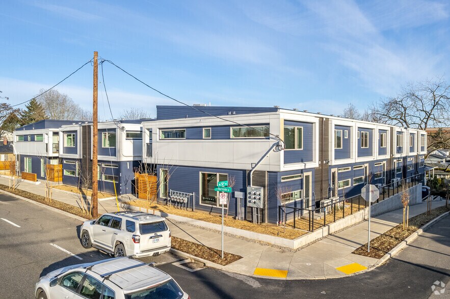 More Photos Of 5115 E Burnside St, Portland Apartments For Sale