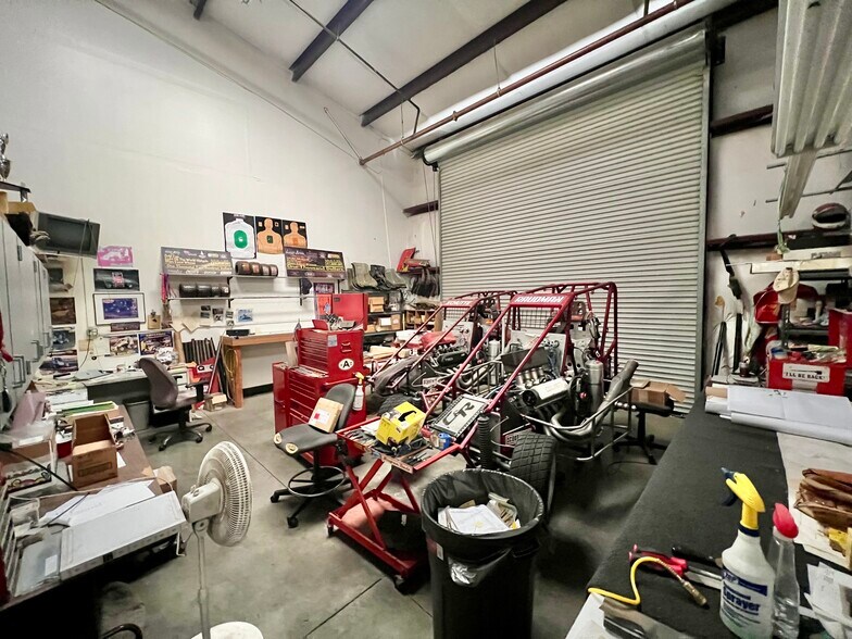 More Photos Of 2482 Progress Dr, Redding Manufacturing For Sale