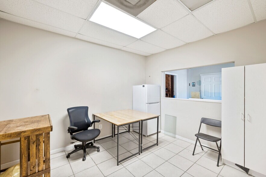 More Photos Of 605 N County Highway 393, Santa Rosa Beach Industrial For Lease