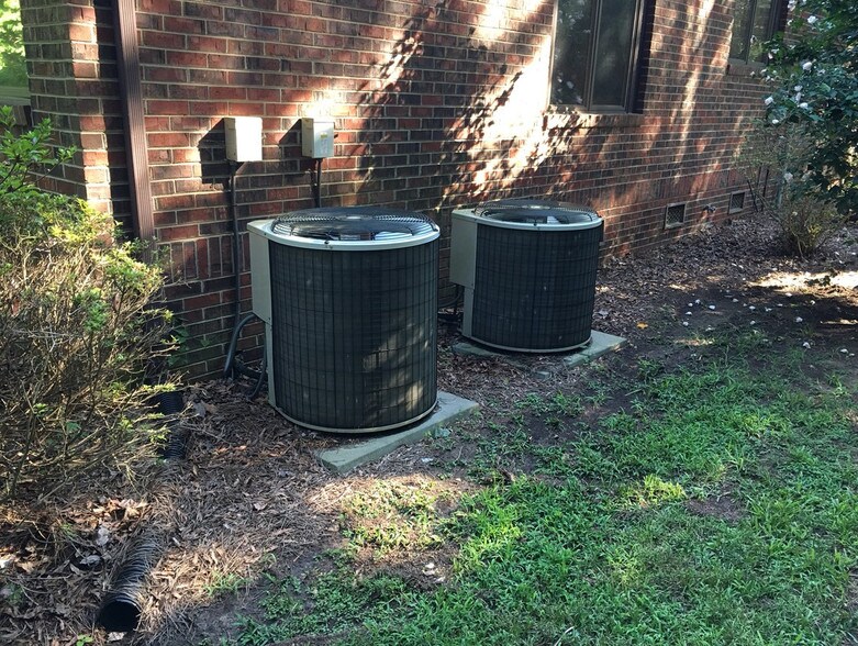 More Photos Of 114 S Park Ter, Eden Medical For Sale