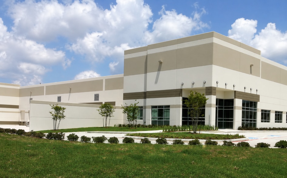 Primary Photo Of 4741 World Houston Pky, Houston Warehouse For Lease