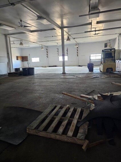 More Photos Of 27696 US-730, Umatilla Manufacturing For Sale