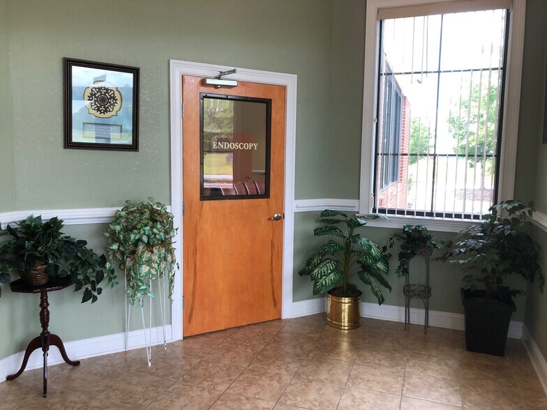 More Photos Of 102 Northside Park, Elizabeth City Medical For Sale