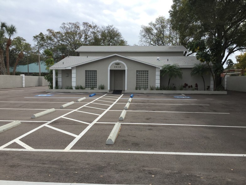Primary Photo Of 2814 W Dr Martin Luther King Jr Blvd, Tampa Medical For Lease