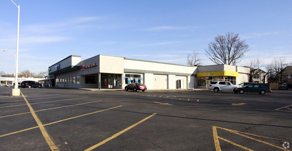 More Photos Of 5886-5896 Leesburg Pike, Falls Church Freestanding For Lease