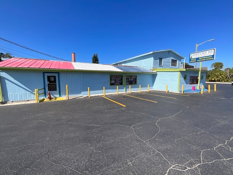 Primary Photo Of 4835 Cortez Blvd, Spring Hill Restaurant For Sale