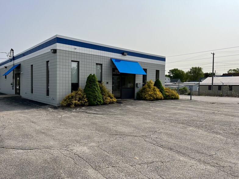 Primary Photo Of 200 Lavan St, Warwick Light Manufacturing For Lease
