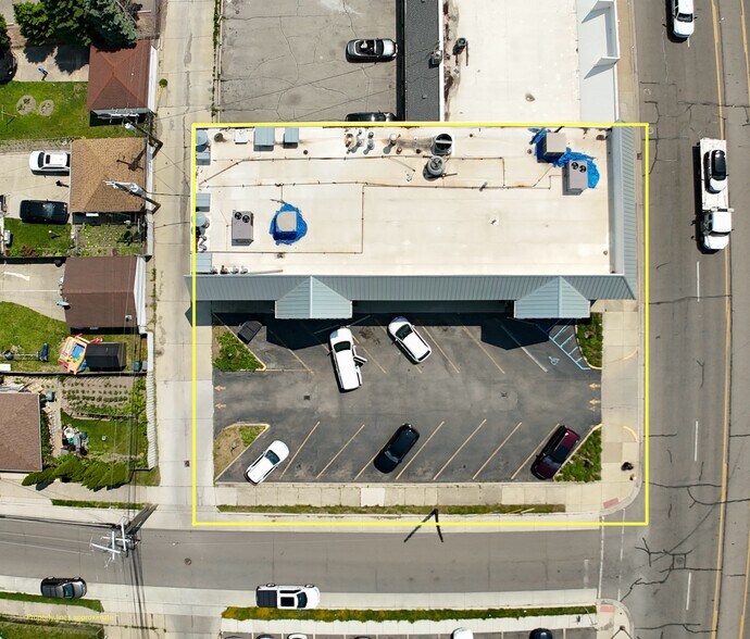 More Photos Of 5320 Schaefer Rd, Dearborn General Retail For Sale