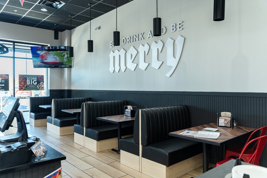 More Photos Of 1430 N Interstate 35, San Marcos Storefront For Lease