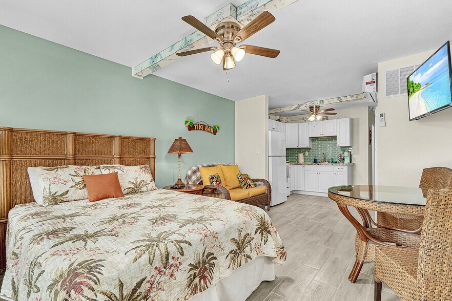 More Photos Of 3226 Stringfellow Rd, Saint James City Apartments For Sale