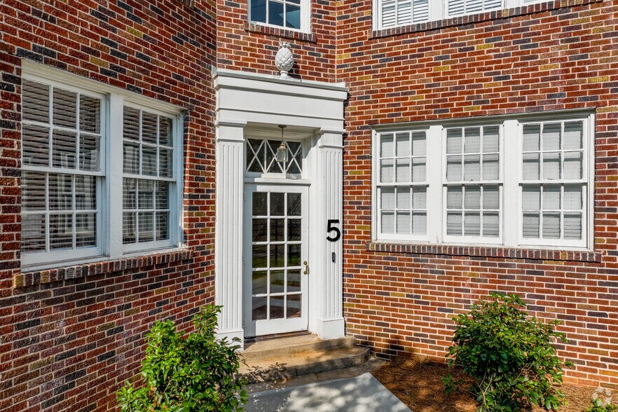 More Photos Of 1460 Peachtree St NW, Atlanta Apartments For Sale