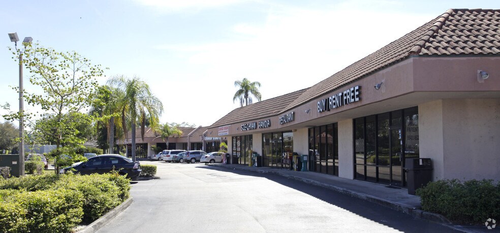 More Photos Of 8424-8458 W Oakland Park Blvd, Sunrise Freestanding For Lease