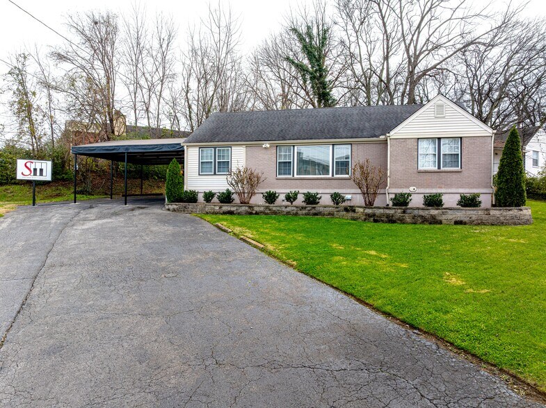 More Photos Of 2700 Larmon Ave, Nashville Office For Sale